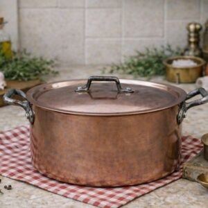 Vintage French copper pot with lid