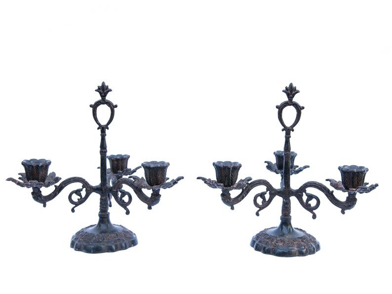 Surrme 2 Candle Holders Vintage Wrought Iron Candle Holder with Handle and  Tray Retro Candelabra Table Decoration for Valentine's Day Christmas  Halloween Wedding Ceremony Birthday Black 