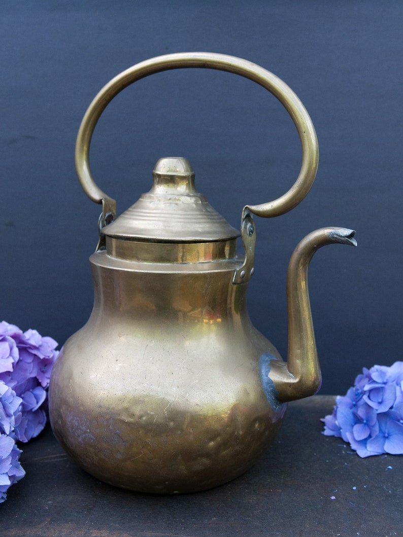 Vintage French gold copper tea kettle - Brocante Ma Jolie