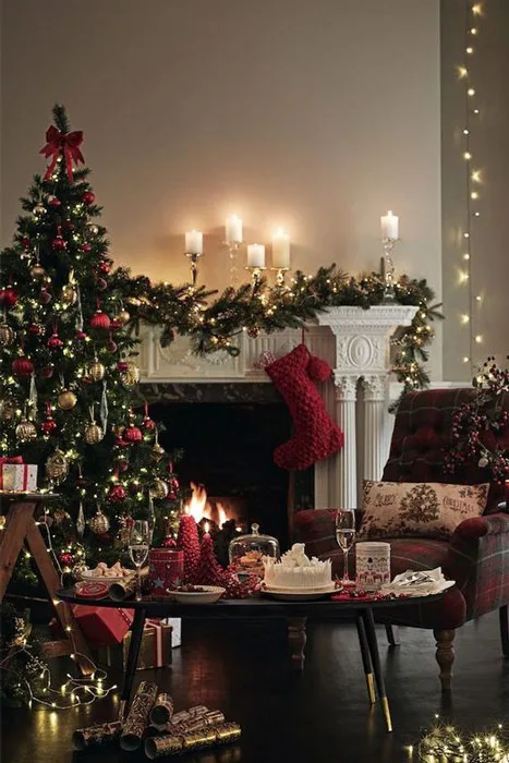best christmas trends 2023 - traditional style