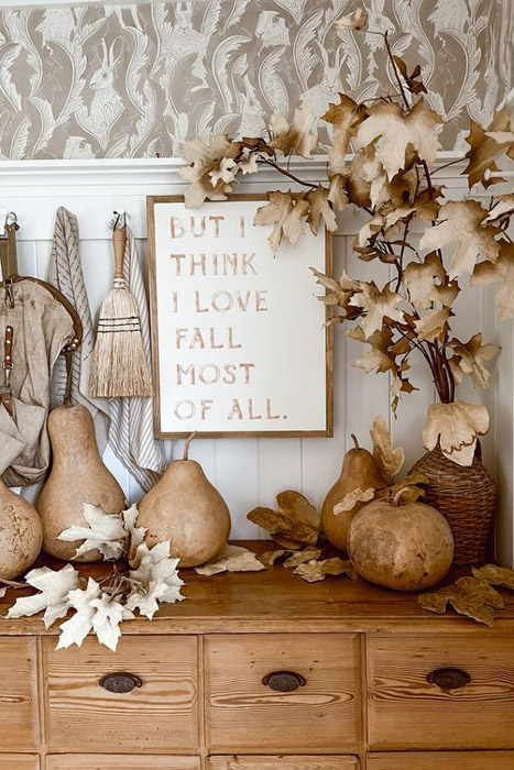 Fall Back in Time: Vintage Fall Decor Picks you'll love - Brocante