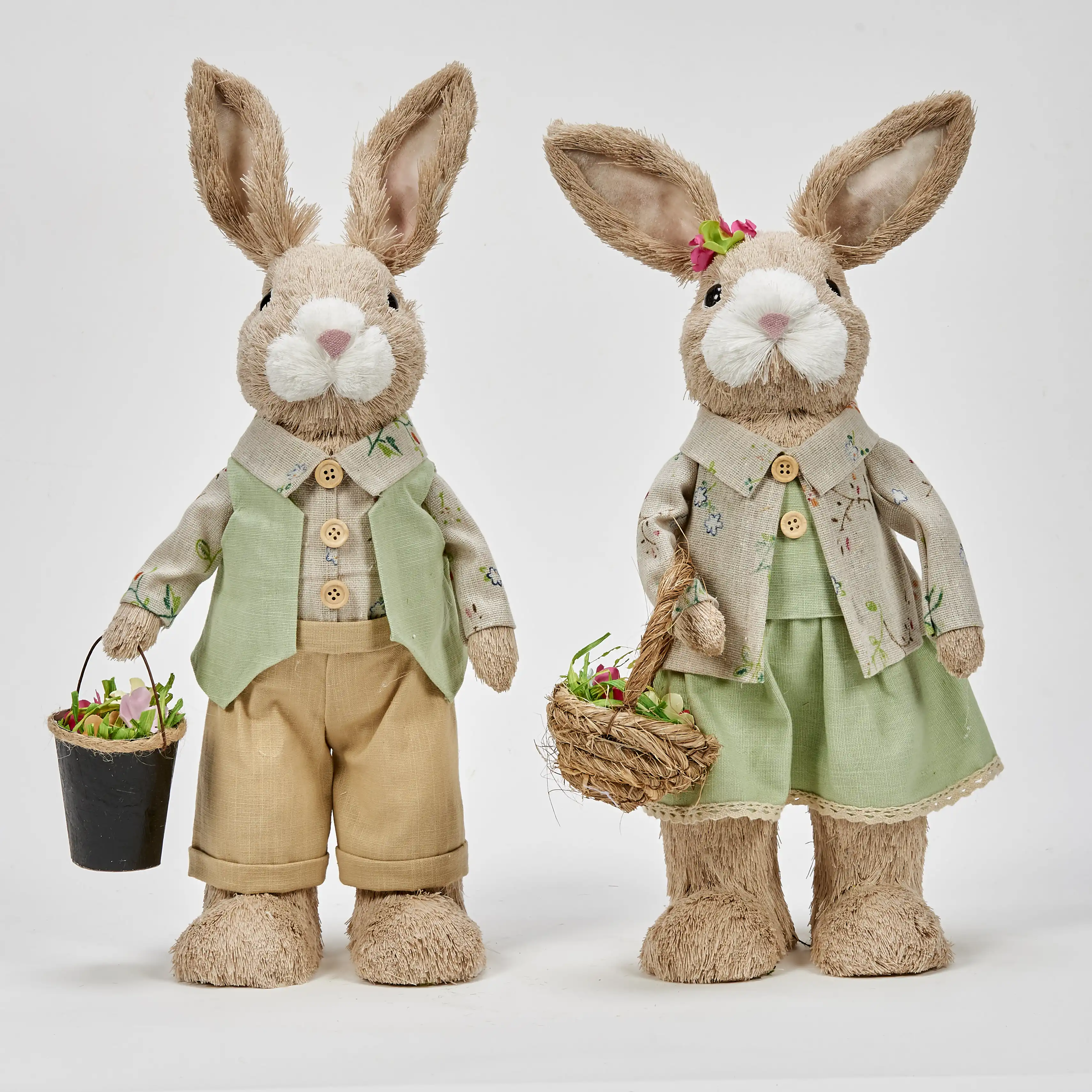 2 Piece Bunny Carrying Flowers Set