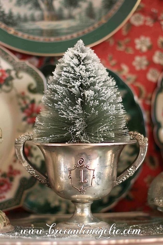 french country christmas silverware centerpiece