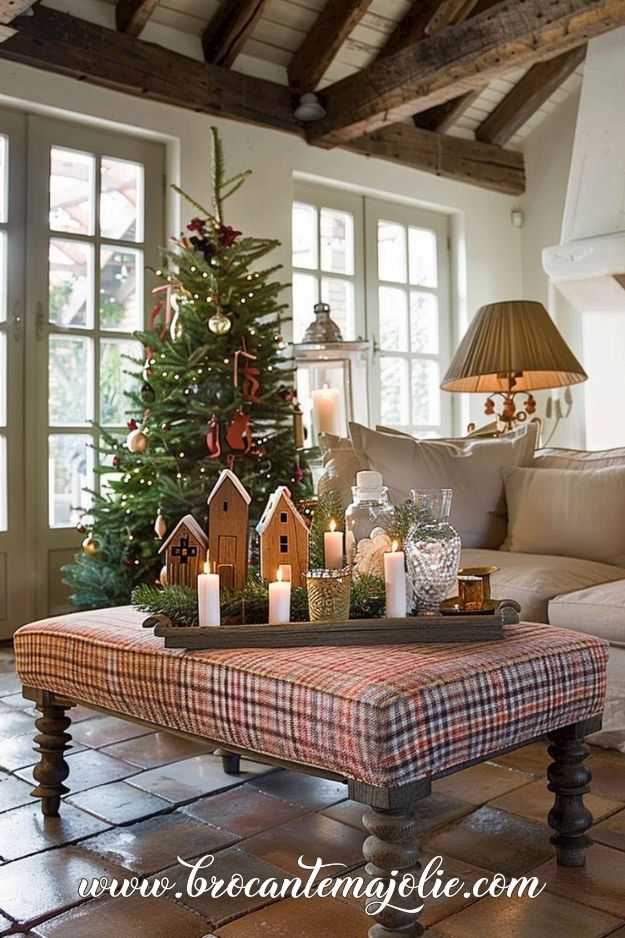 traditional-christmas-farmhouse-decor.jpg