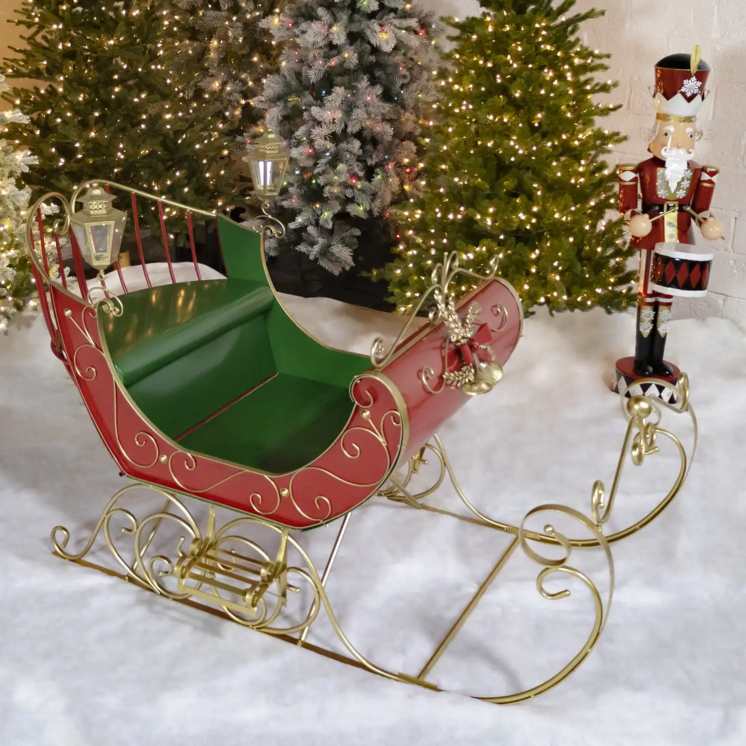 Large Victorian Style Christmas Sleigh "Kutaisi" Lawn Art/Figurine