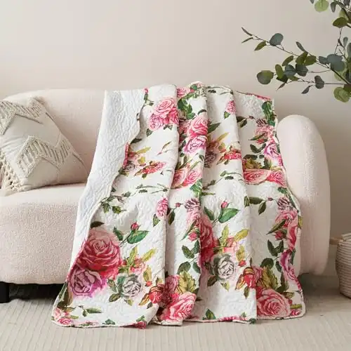 DaDa Bedding Romantic Roses Floral Throw Blanket - Country Spring Pink & White Scalloped Colorful Lightweight Breathable - Bright Vibrant Quilted Throw Blanket - 50 x 60