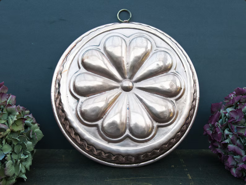 Antique copper baking pan - Image 2