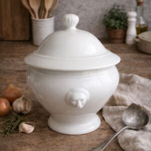 french soup tureen